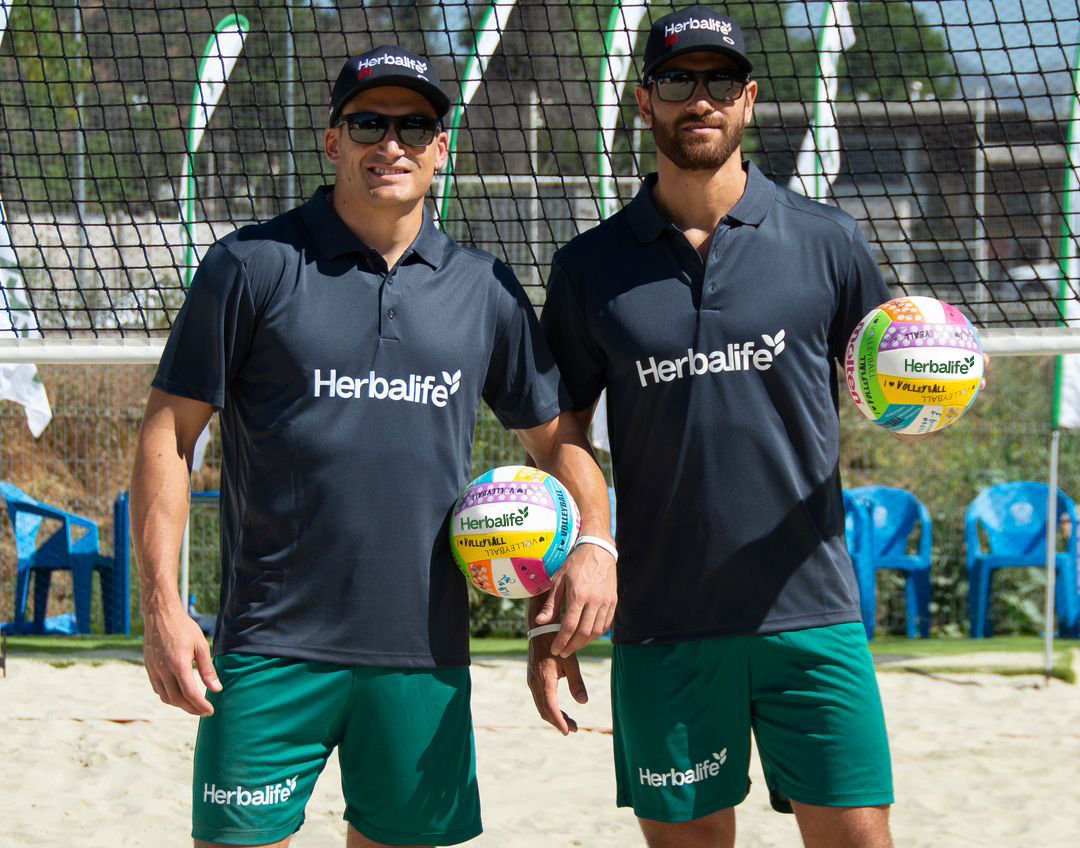 Esteban y Marco Grimalt, también conocidos como los Primos Grimal. Jugadores chilenos de vóleibol playa  patrocinados por Herbalife.